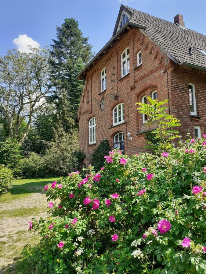 Ferienwohnung Ehemalige Revierfoersterei "Uns Luett" Kuhstorf Exteriér fotografie